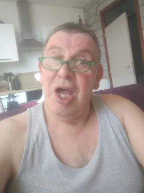 Foreign men for dating